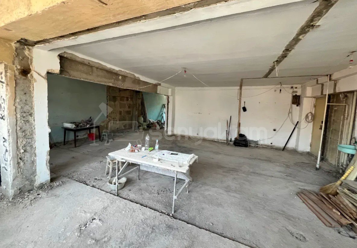 3 Սենյականոց Բնակարան, 95քմ, 4/9 հարկ, Զրոյական Վիճակում