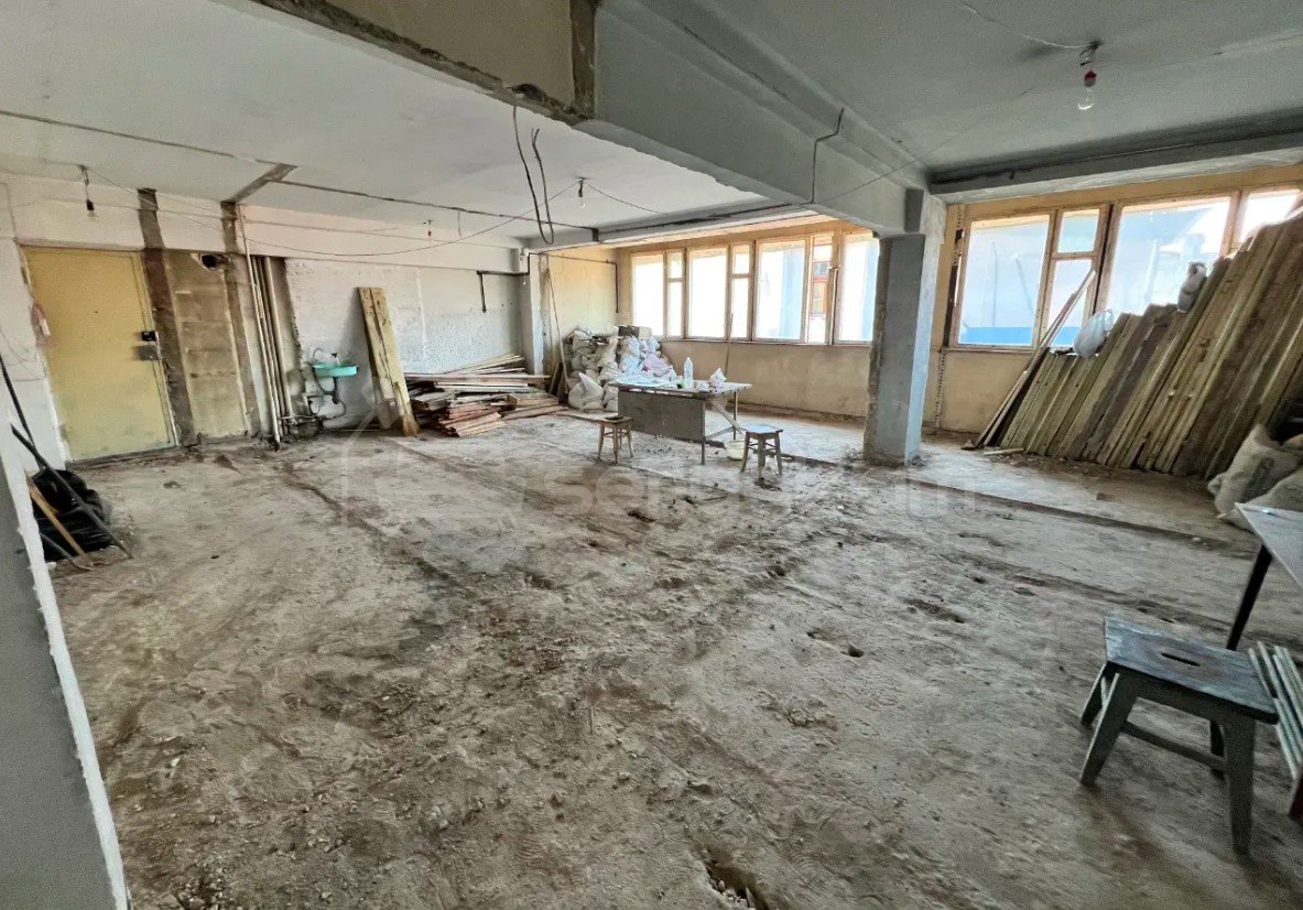 3 Սենյականոց Բնակարան, 95քմ, 4/9 հարկ, Զրոյական Վիճակում