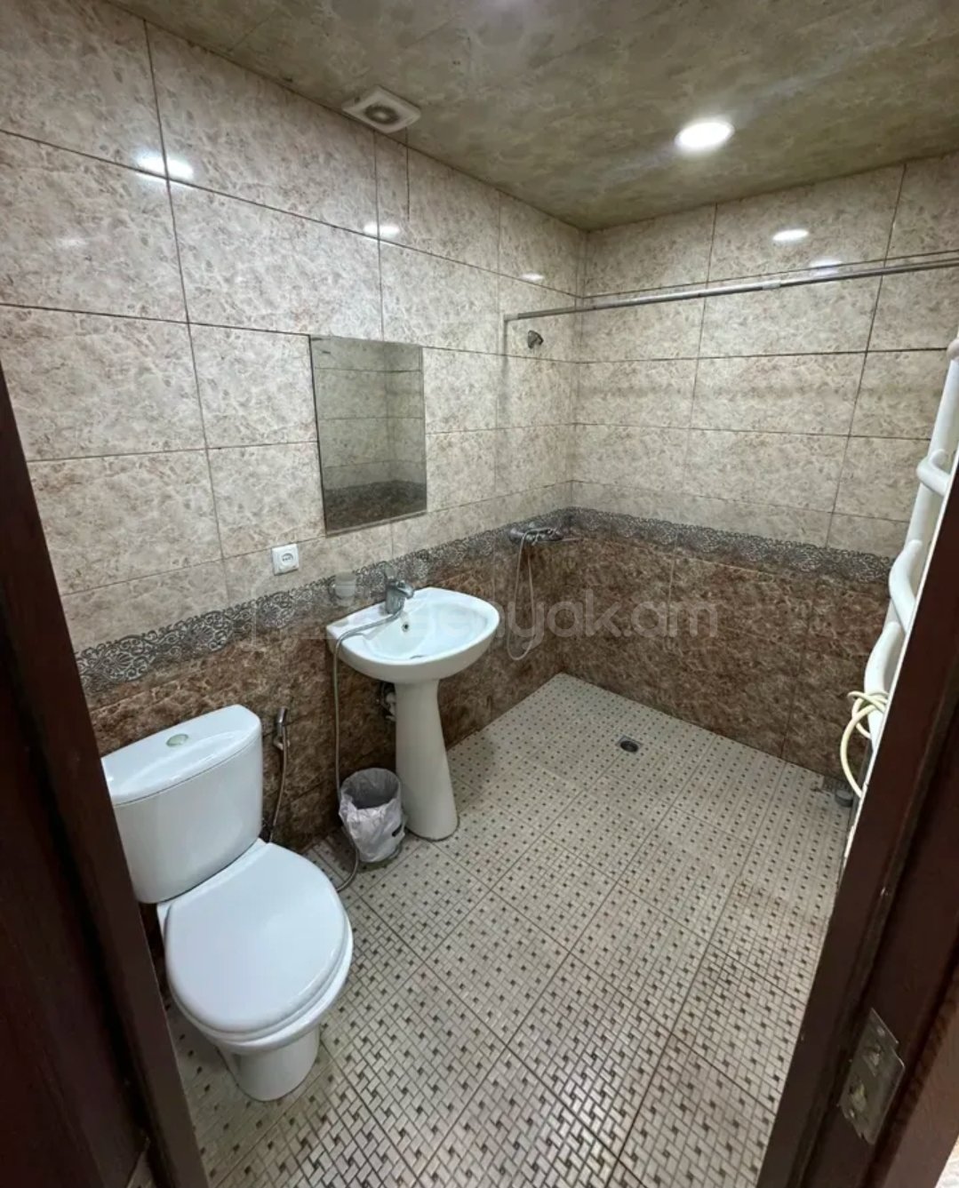 2 Սենյականոց Բնակարան, 45քմ, 1/9 հարկ, Կապիտալ Վերանորոգված, Կահավորված, Արևկող