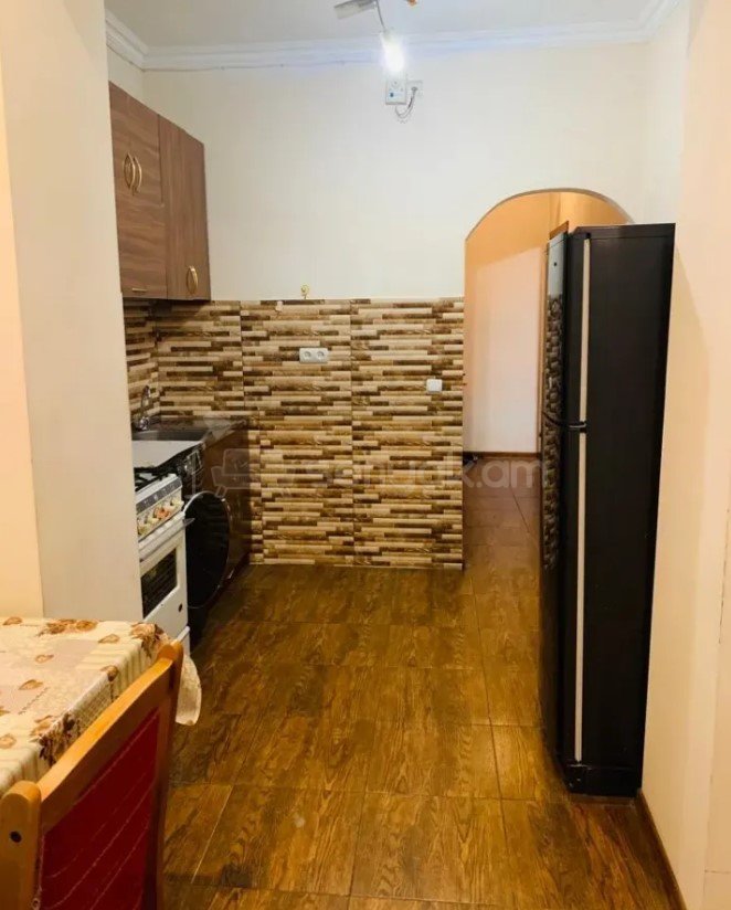 2 Սենյականոց Բնակարան Քարե Շենքում, 55քմ, 5/5 հարկ, Կոսմետիկ Վերանորոգված