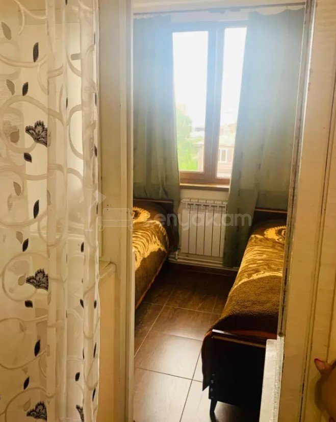 2 Սենյականոց Բնակարան Քարե Շենքում, 55քմ, 5/5 հարկ, Կոսմետիկ Վերանորոգված