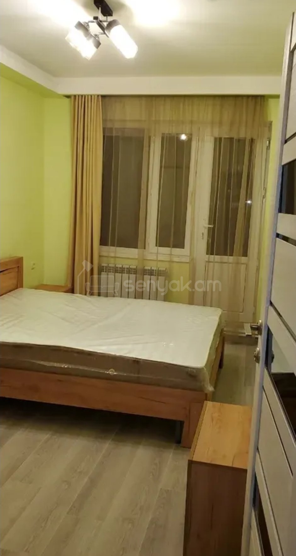 3 Սենյականոց Բնակարան, 76քմ, 5/9 հարկ, Կապիտալ Վերանորոգված, Կահավորված, Արևկող
