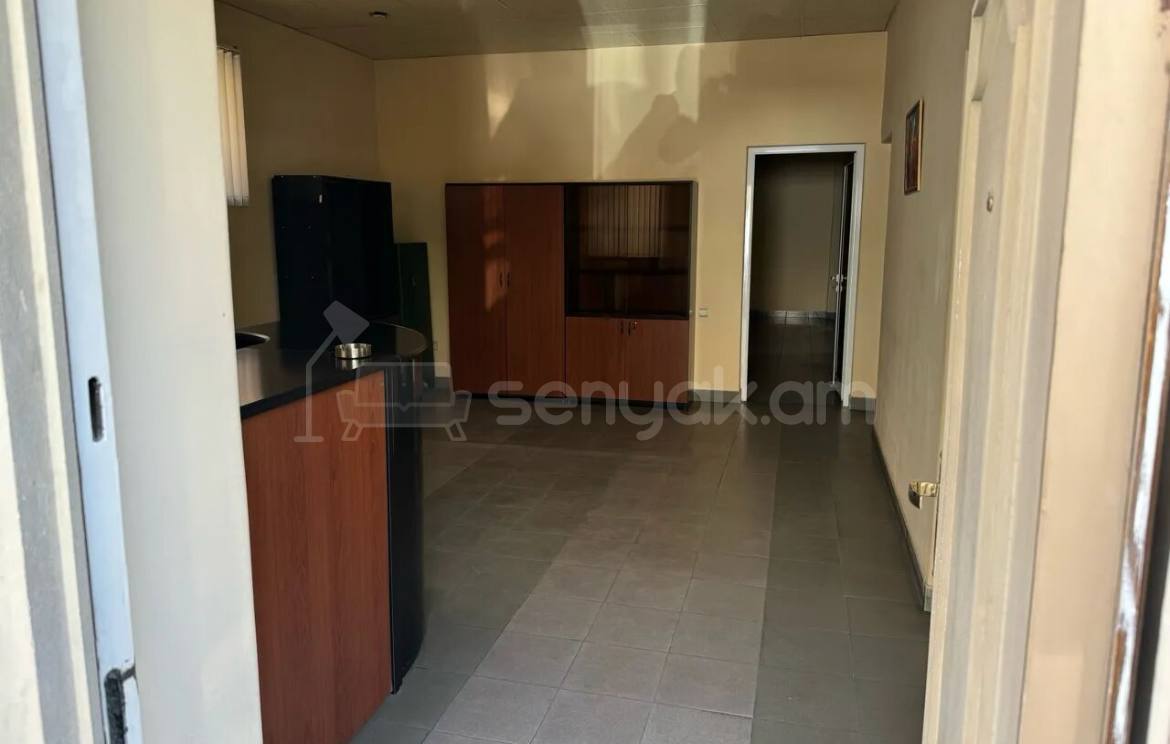 Օֆիսային Տարածք, 95քմ, Կապիտալ Վերանորոգված