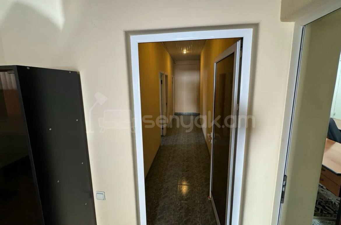 Օֆիսային Տարածք, 95քմ, Կապիտալ Վերանորոգված