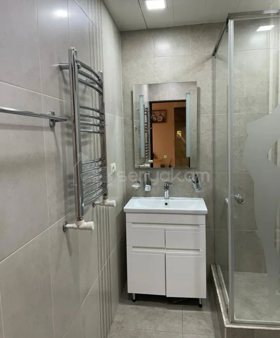 3 Սենյականոց Բնակարան, 92քմ, 5/9 հարկ, Դիզայներական Վերանորոգված