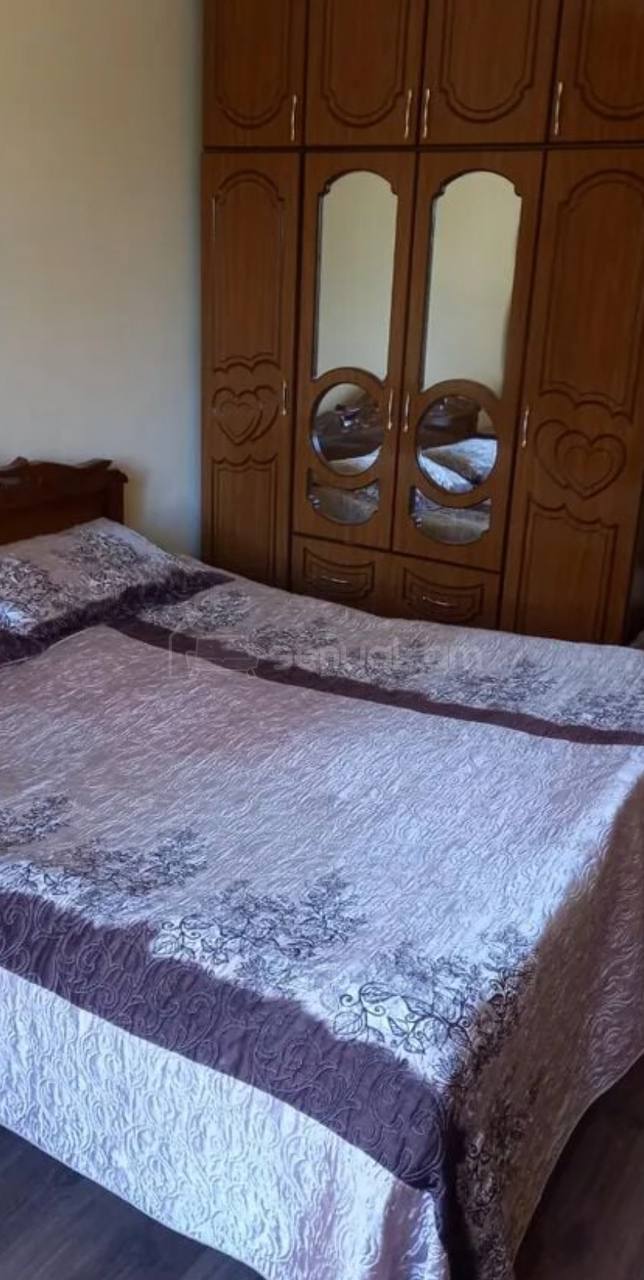 3 Սենյականոց Բնակարան, 80քմ, 1/9 հարկ, Նորմալ Վիճակում, Կահավորված