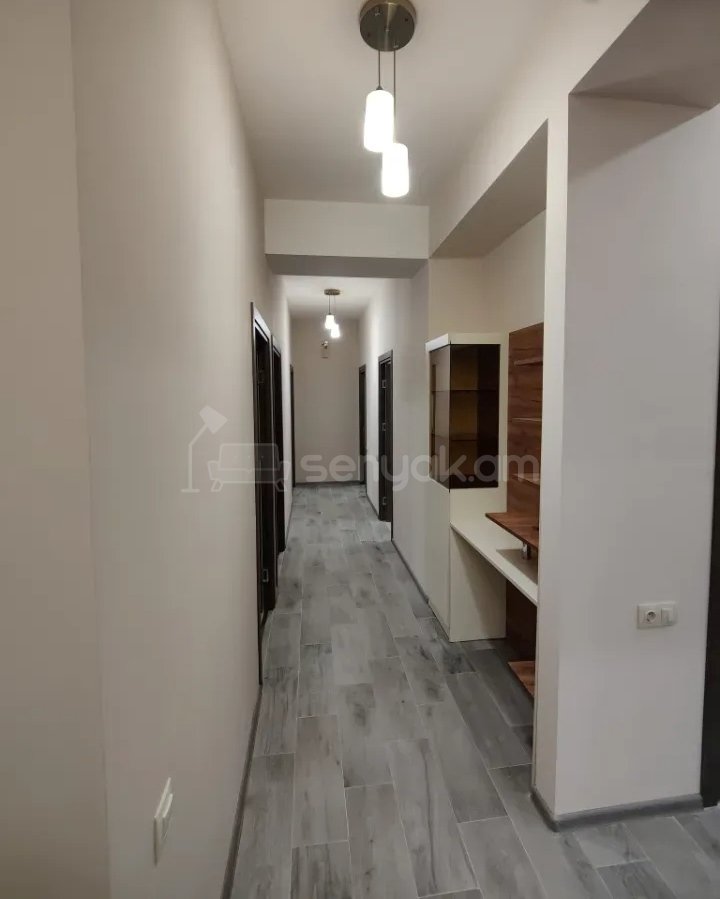 4 Սենյականոց Բնակարան Նորակառույցում, 120քմ, 5/13 հարկ, Դիզայներական Վերանորոգված