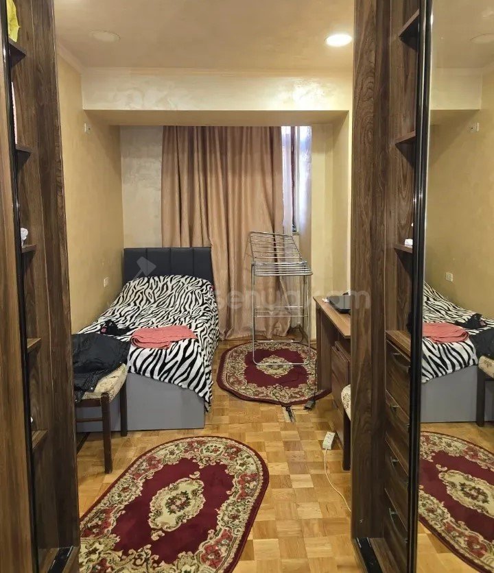3 Սենյականոց Բնակարան, 133քմ, 1/9 հարկ, Կապիտալ Վերանորոգված