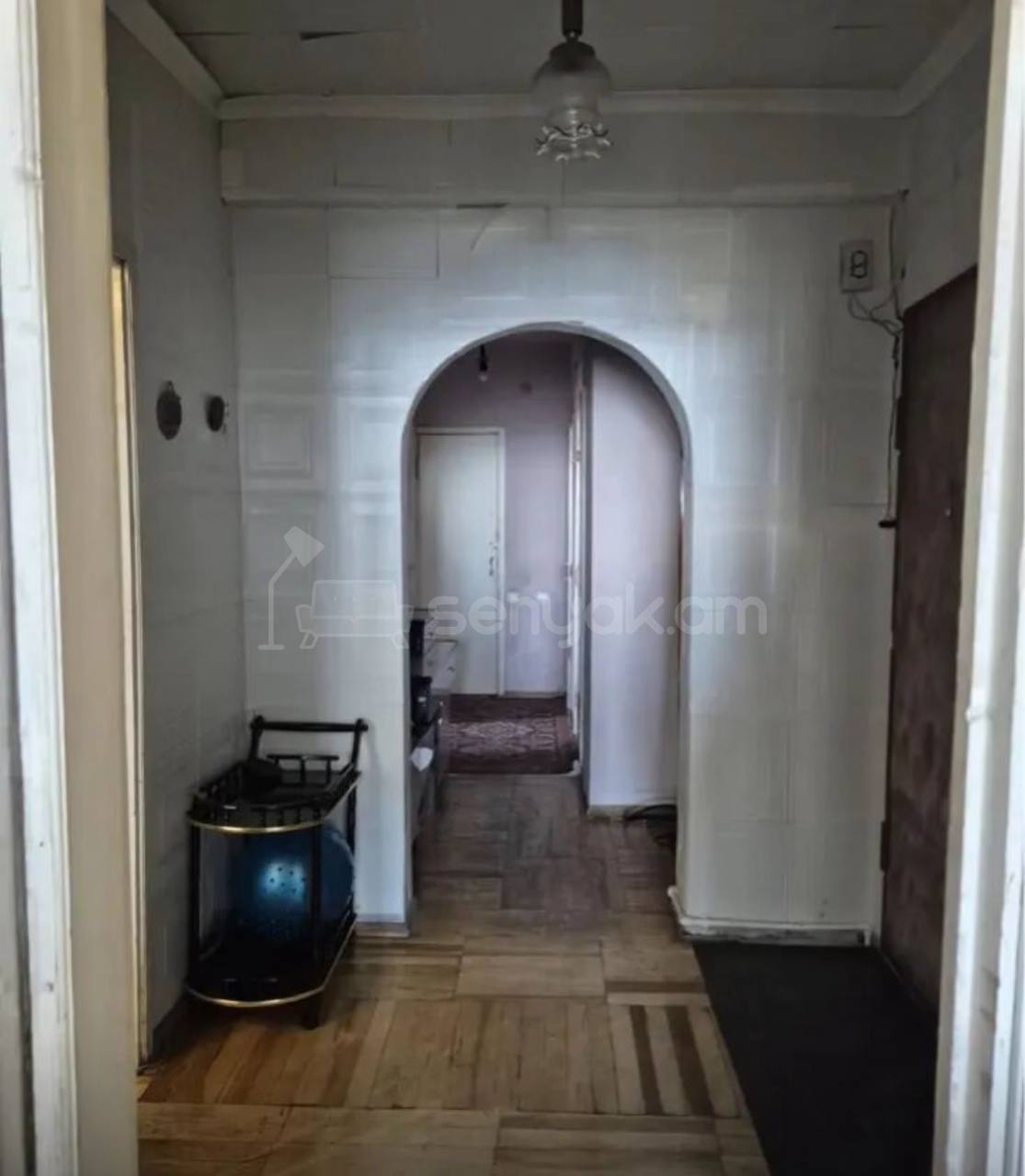 4 Սենյականոց Բնակարան, 83քմ, 11/16 հարկ, Պետական Վիճակում