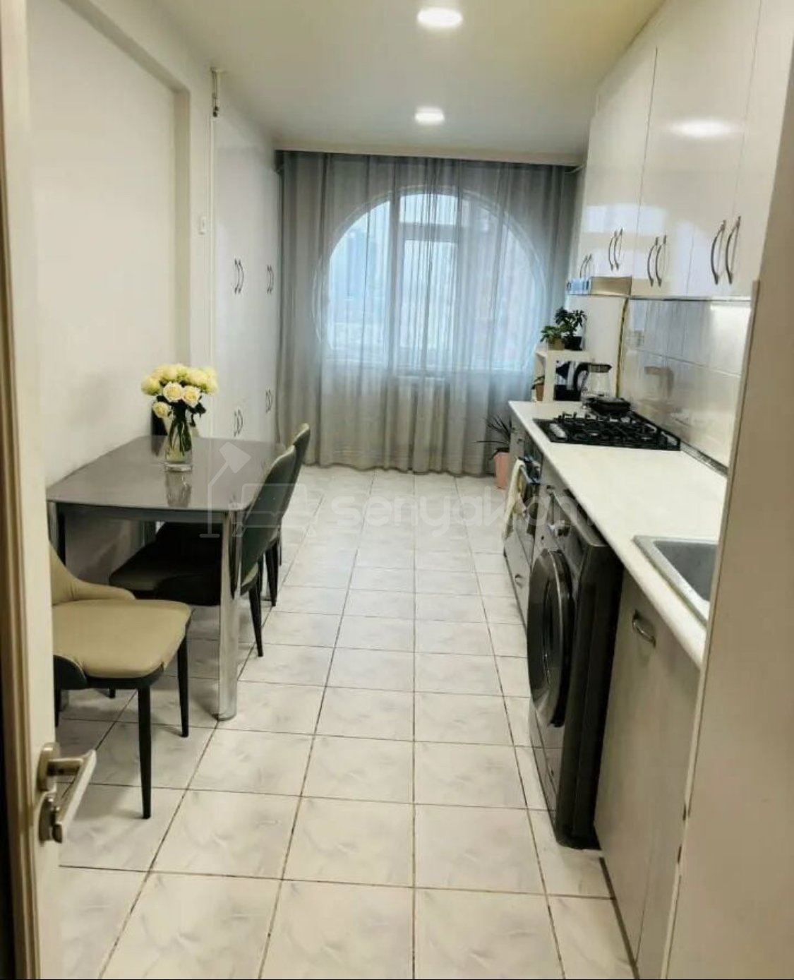 3 Սենյականոց Բնակարան, 80քմ, 9/16 հարկ, Կապիտալ Վերանորոգված