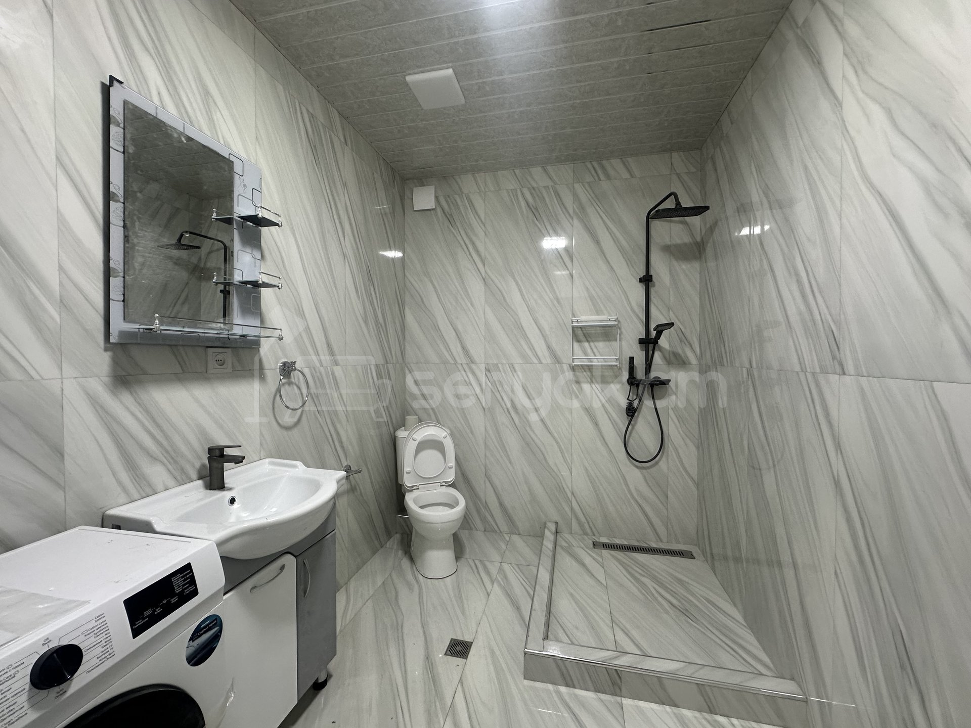 2 Սենյականոց Բնակարան Քարե Շենքում, 58քմ, 2/5 հարկ, Կապիտալ Վերանորոգված, Կահավորված