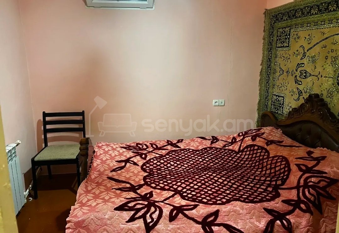 2 Սենյականոց Բնակարան, 45քմ, 3/9 հարկ, Նորմալ Վիճակում, Կահավորված, Արևկող