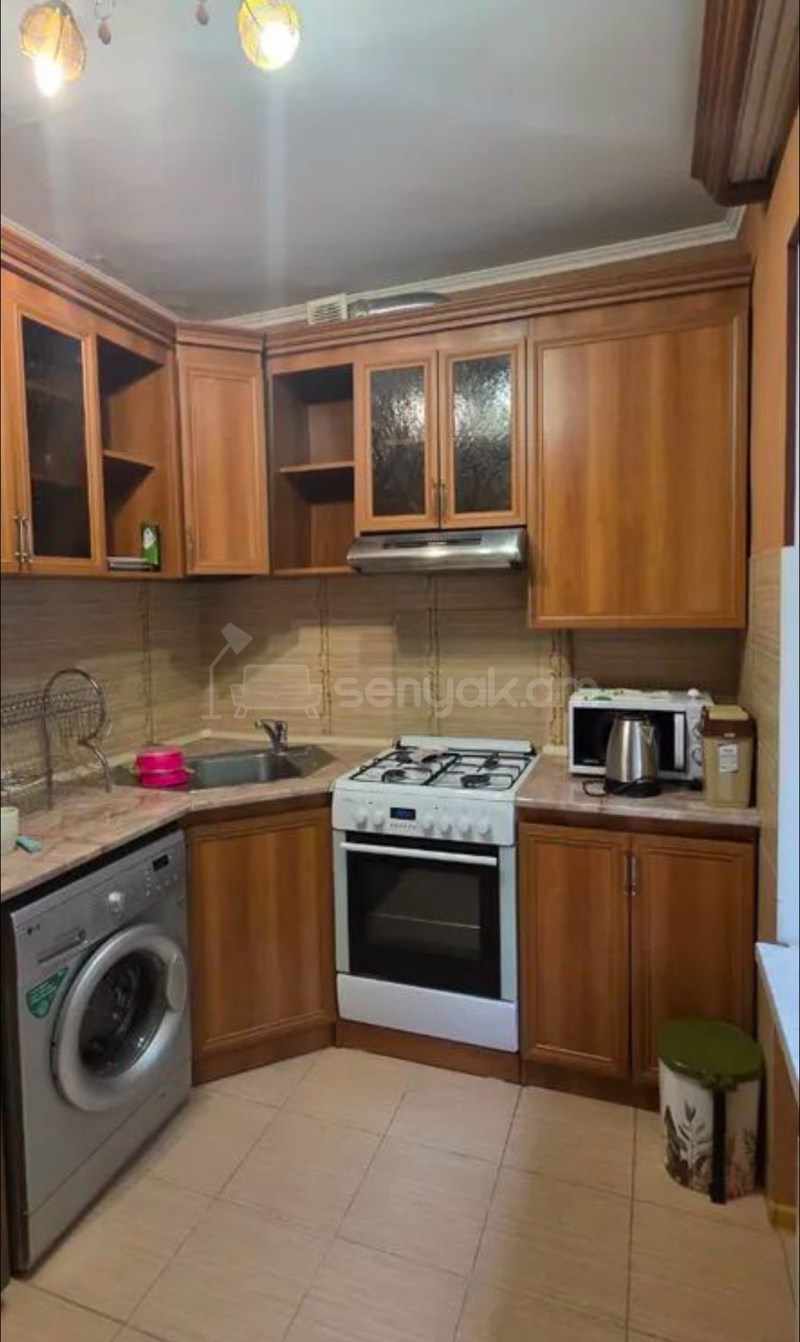 2 Սենյականոց Բնակարան Քարե Շենքում, 54քմ, 2/5 հարկ, Կապիտալ Վերանորոգված, Կահավորված