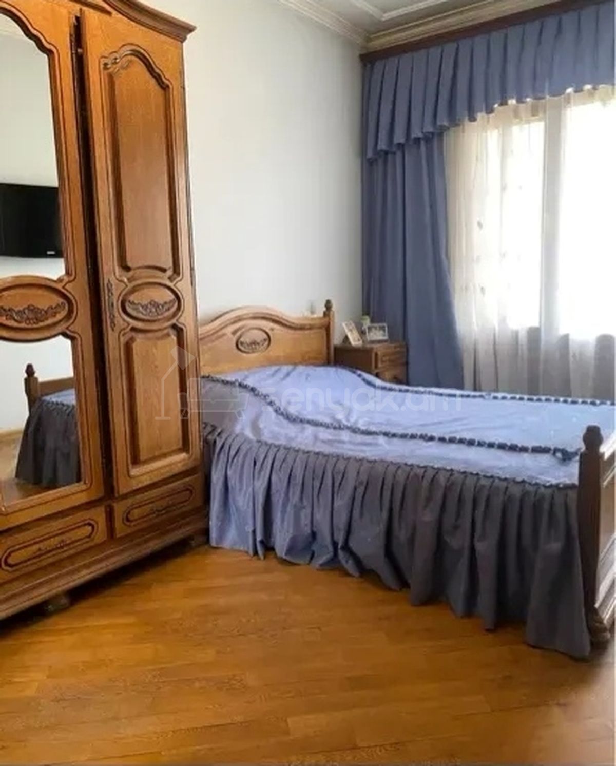 3 Սենյականոց Բնակարան Քարե Շենքում, 76քմ, 4/5 հարկ, Նորմալ Վիճակում