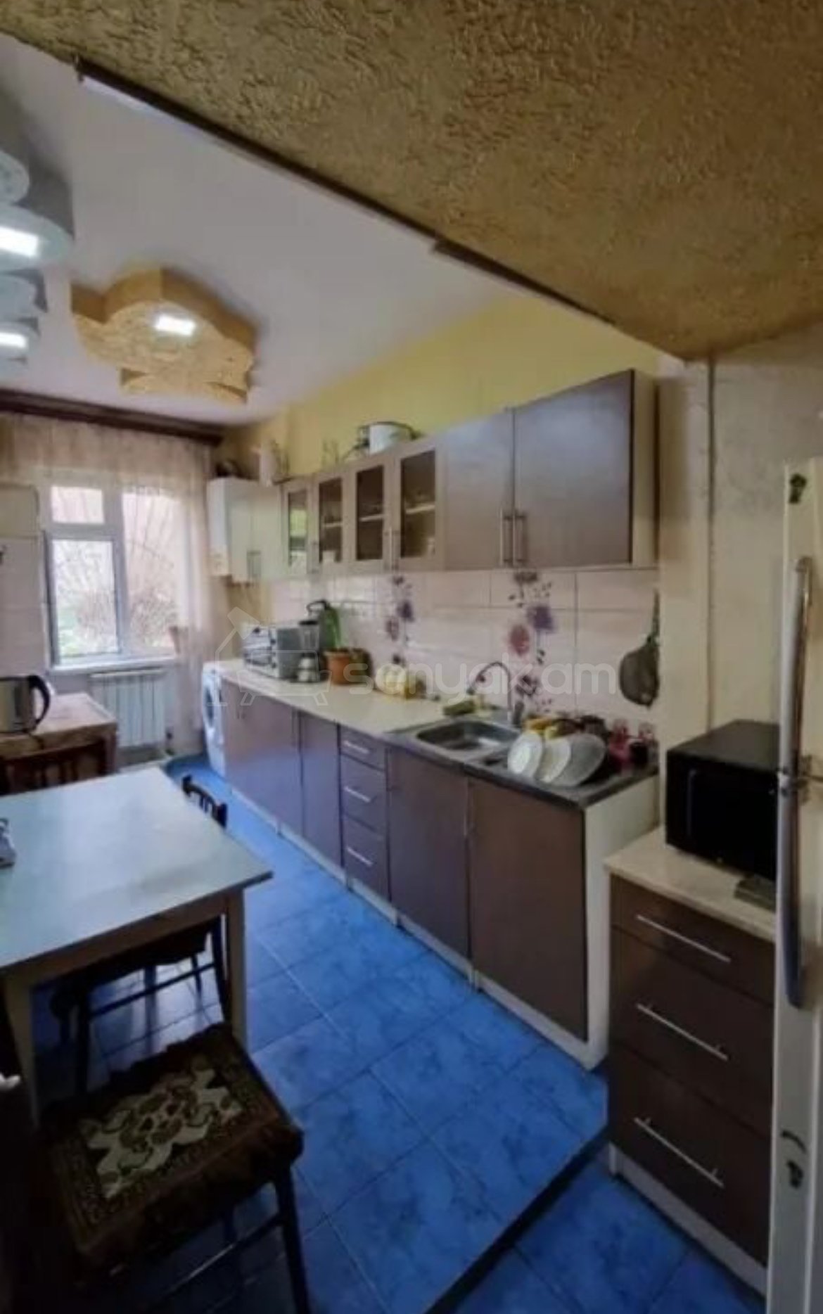 3 Սենյականոց Բնակարան, 76քմ, 1/9 հարկ, Նորմալ Վիճակում