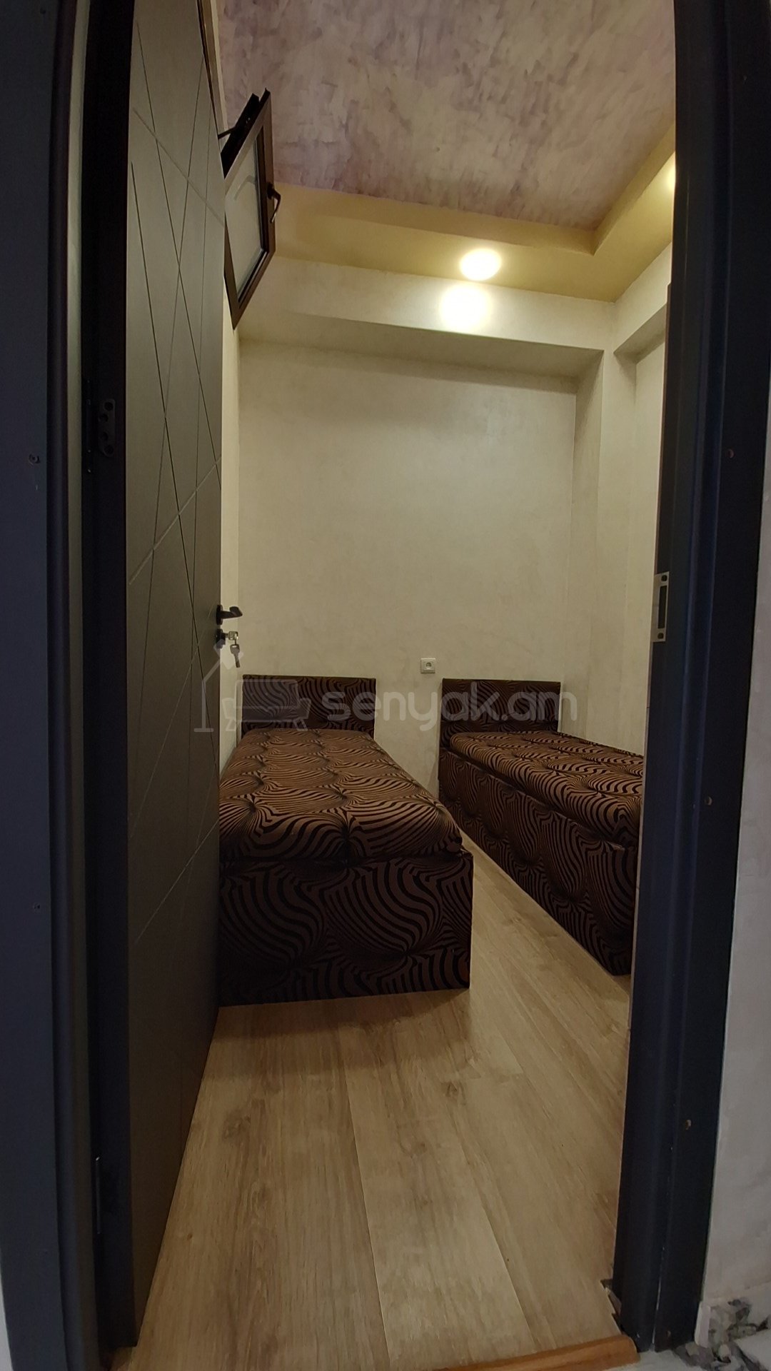 2 Սենյականոց Բնակարան Նորակառույցում, 40քմ, 2/7 հարկ, Կապիտալ Վերանորոգված, Կահավորված