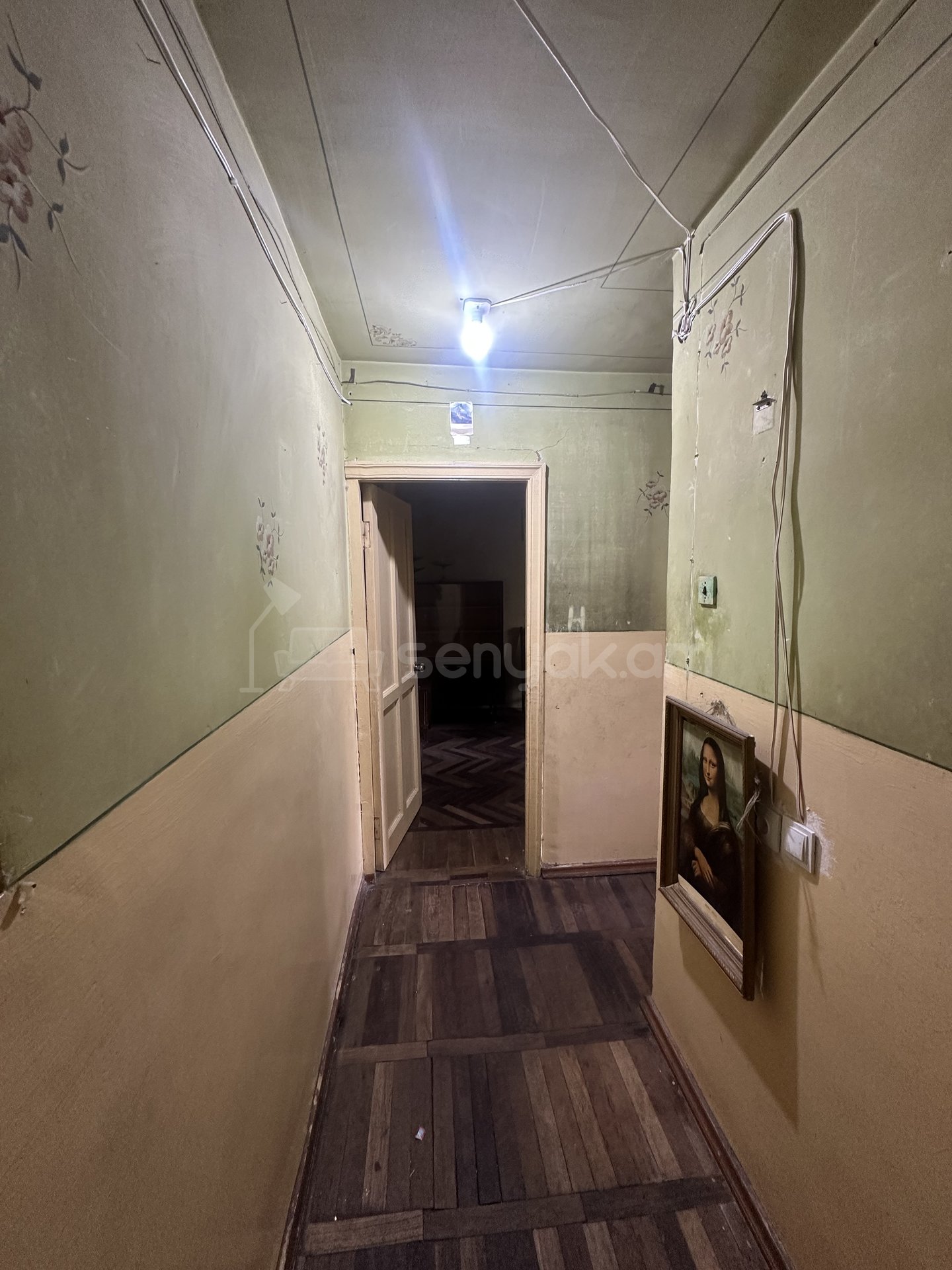 2 Սենյականոց Բնակարան Քարե Շենքում, 70քմ, 3/5 հարկ, Պետական Վիճակում, Մասամբ Կահավորված, Արևկող