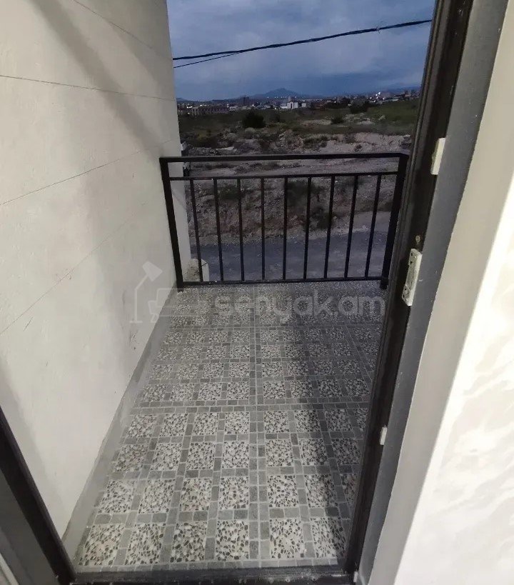 2 Սենյականոց Բնակարան Նորակառույցում, 38քմ, 4/4 հարկ, Կապիտալ Վերանորոգված