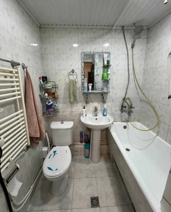 3 Սենյականոց Բնակարան, 74քմ, 2/9 հարկ, Նորմալ Վիճակում