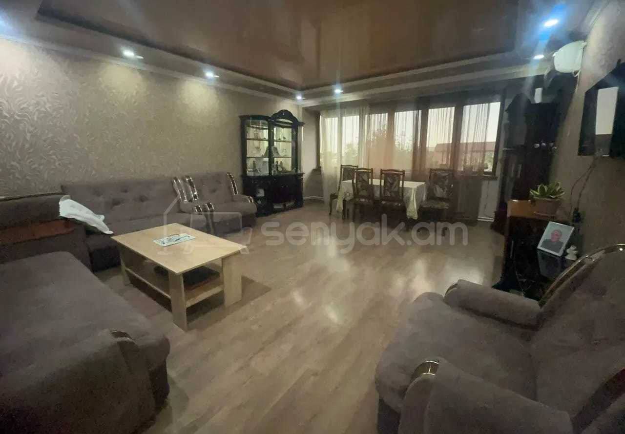 3 Սենյականոց Բնակարան, 70քմ, 3/9 հարկ, Կապիտալ Վերանորոգված