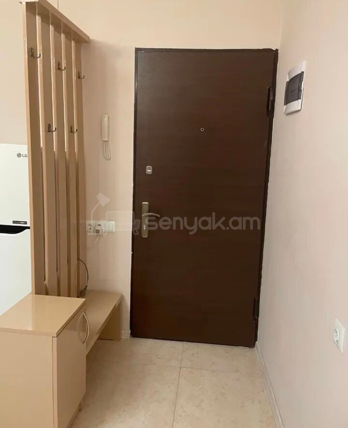 2 Սենյականոց Բնակարան Նորակառույցում, 52քմ, 3/3 հարկ, Կապիտալ Վերանորոգված, Կահավորված