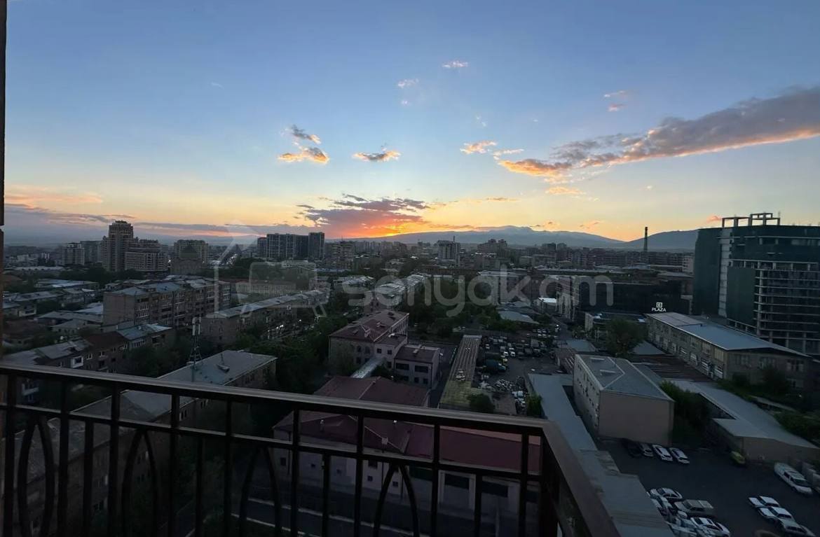 3 Սենյականոց Բնակարան Նորակառույցում, 92քմ, 12/20 հարկ, Կապիտալ Վերանորոգված