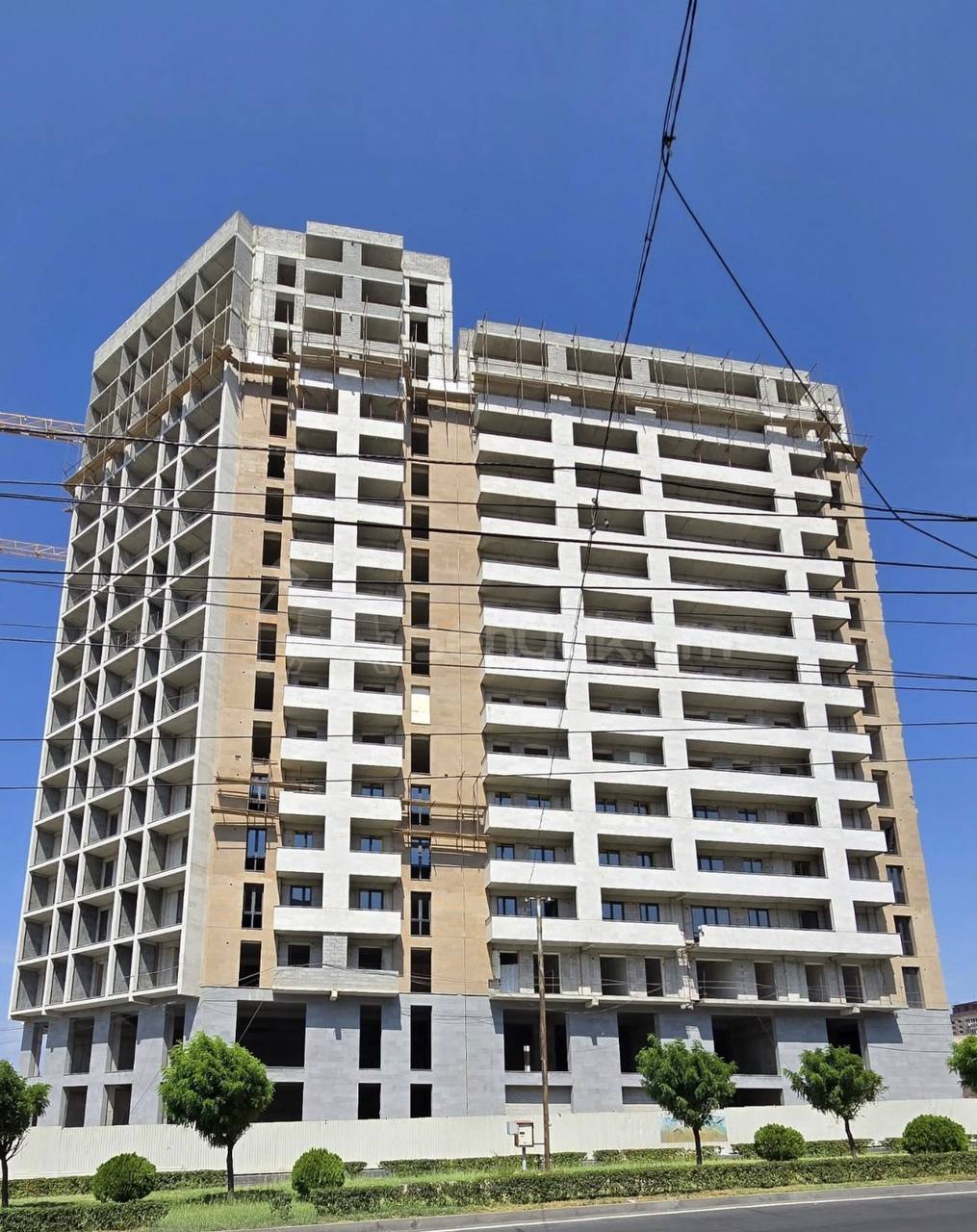 3 Սենյականոց Բնակարան, 92քմ, 4/14 հարկ, Զրոյական Վիճակում