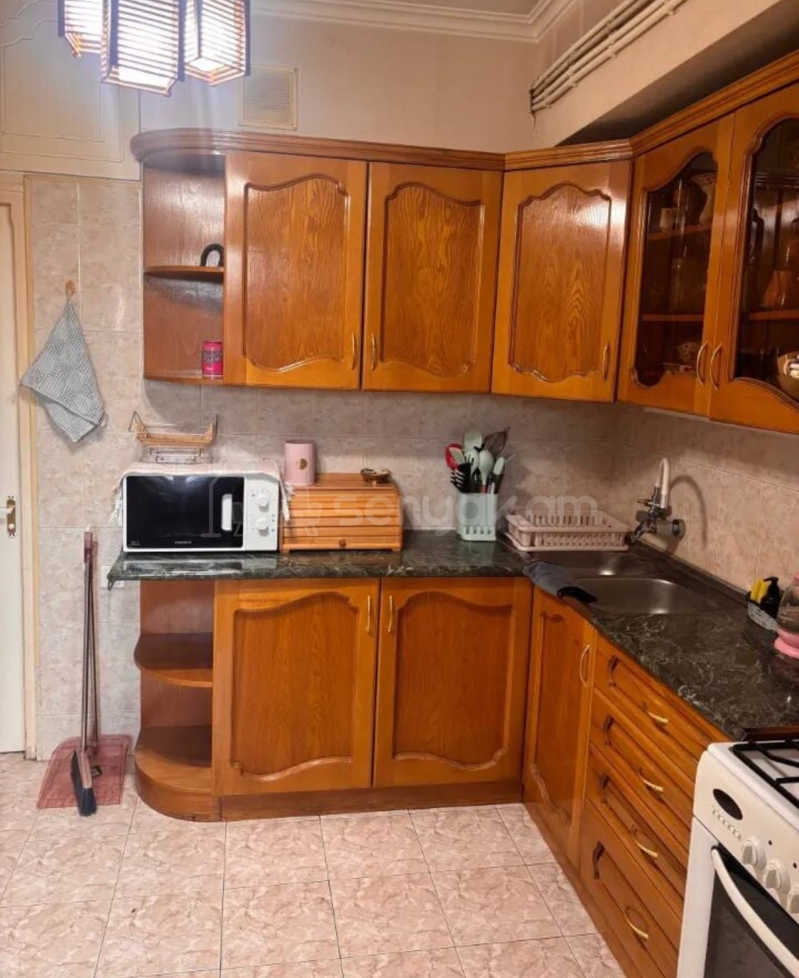 3 Սենյականոց Բնակարան, 90քմ, 4/10 հարկ, Նորմալ Վիճակում, Կահավորված
