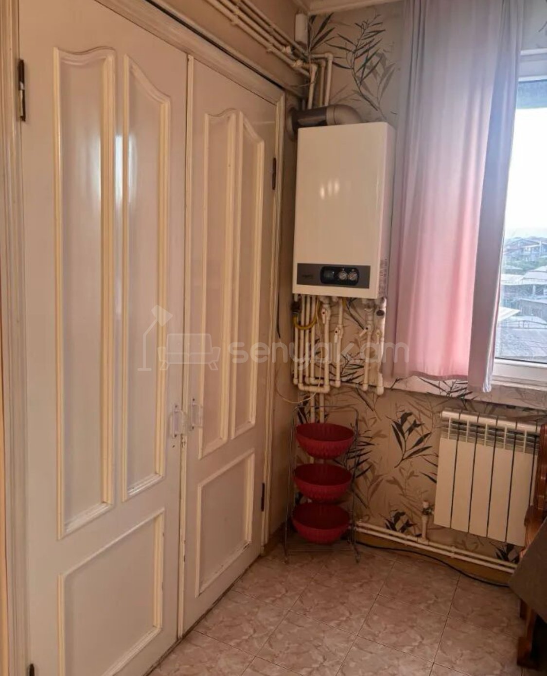 3 Սենյականոց Բնակարան, 90քմ, 4/10 հարկ, Նորմալ Վիճակում, Կահավորված