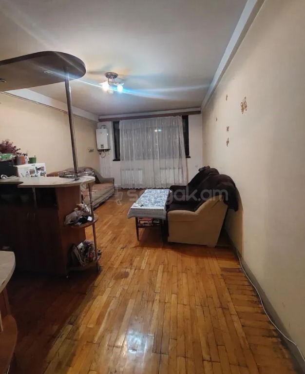 2 Սենյականոց Բնակարան Քարե Շենքում, 47քմ, 7/7 հարկ, Պետական Վիճակում
