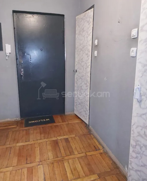 2 Սենյականոց Բնակարան Քարե Շենքում, 47քմ, 7/7 հարկ, Պետական Վիճակում