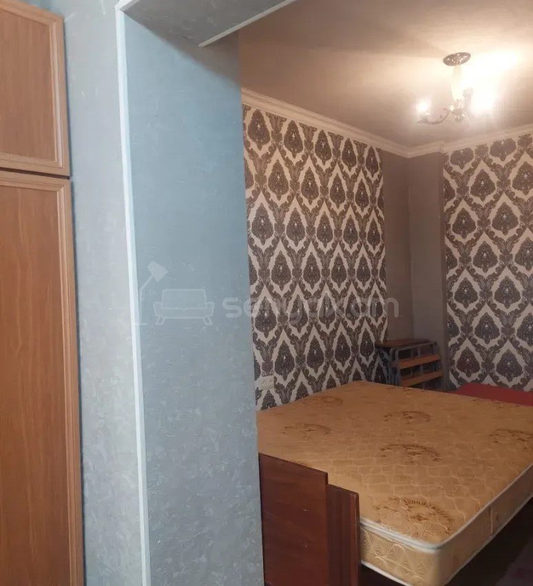2 Սենյականոց Բնակարան Քարե Շենքում, 48քմ, 3/5 հարկ, Կապիտալ Վերանորոգված