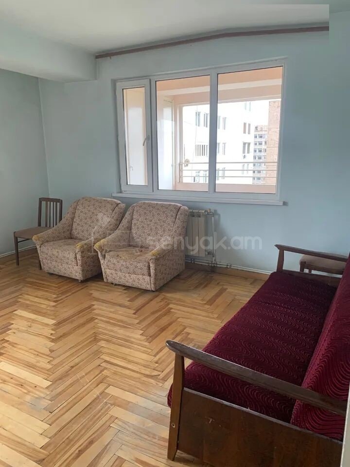 3 Սենյականոց Բնակարան, 77քմ, 7/14 հարկ, Պետական Վիճակում