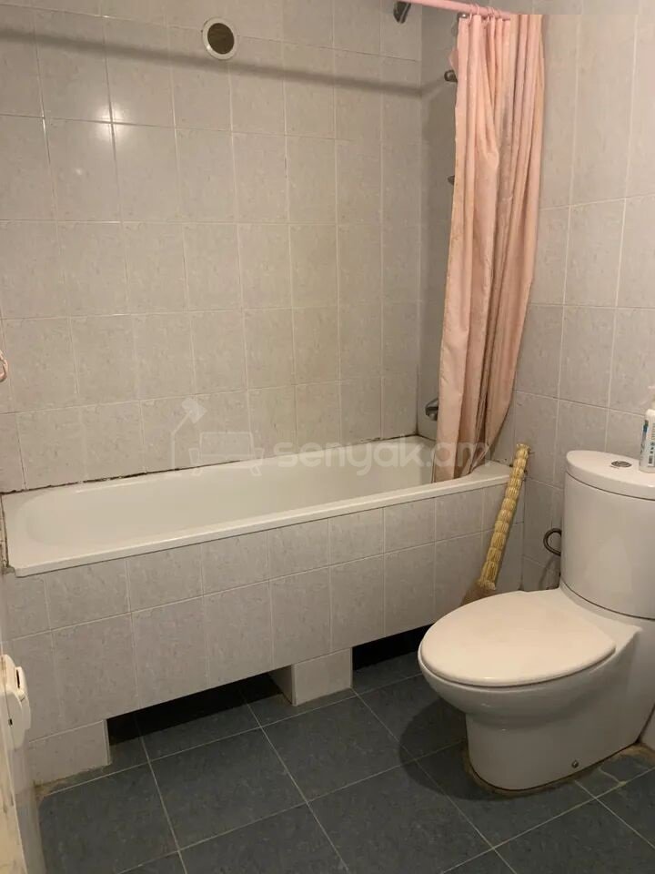 3 Սենյականոց Բնակարան, 77քմ, 7/14 հարկ, Պետական Վիճակում