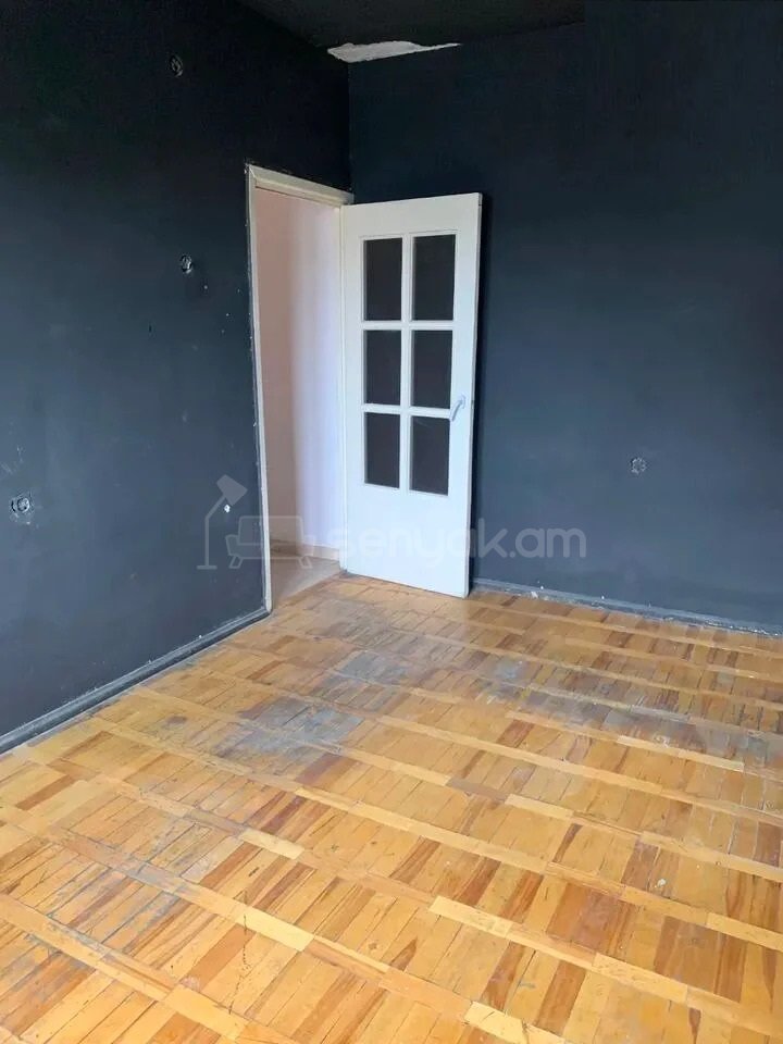 3 Սենյականոց Բնակարան, 77քմ, 7/14 հարկ, Պետական Վիճակում