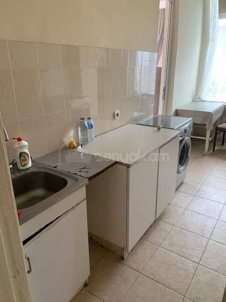 3 Սենյականոց Բնակարան, 77քմ, 7/14 հարկ, Պետական Վիճակում