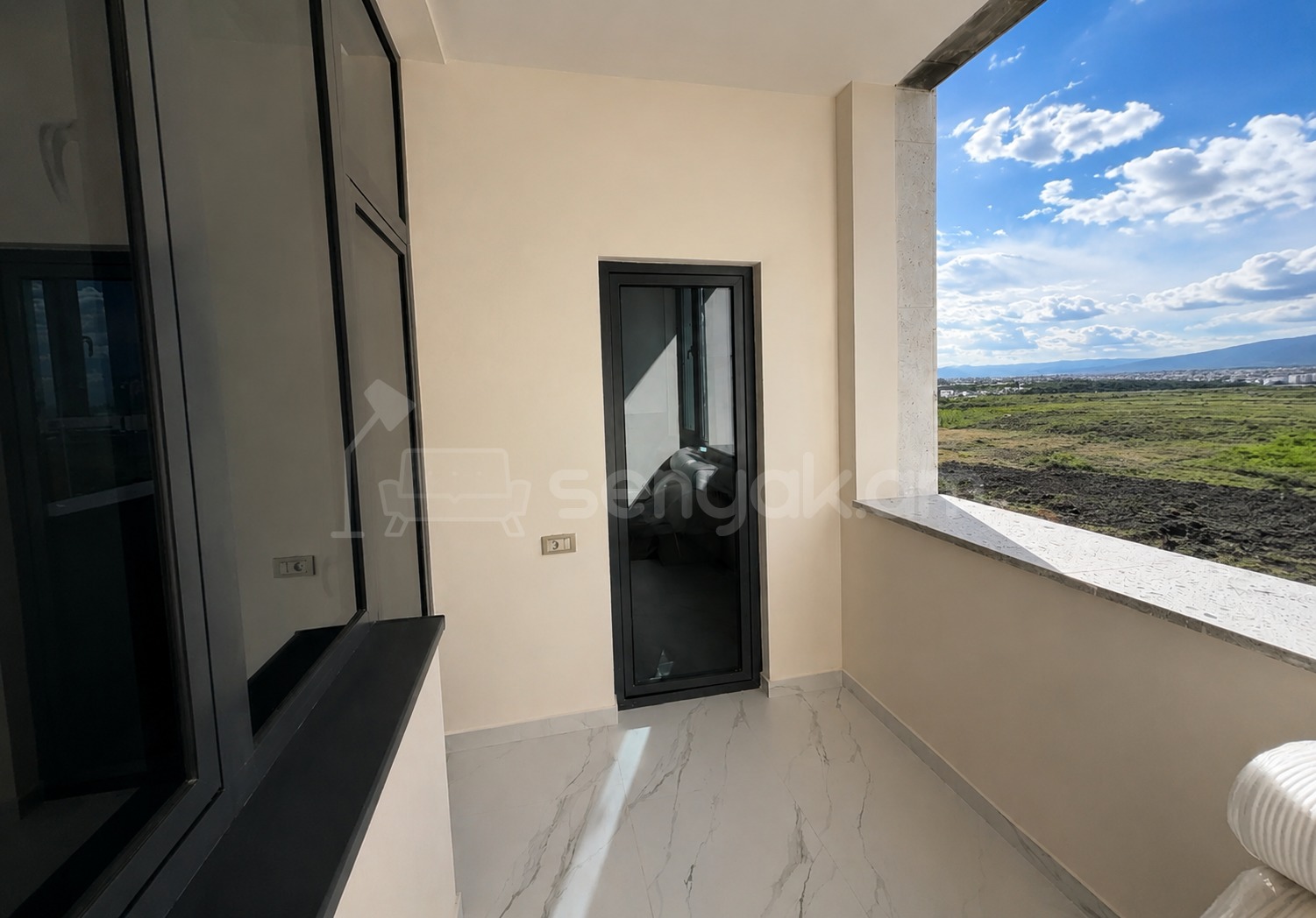 2 Սենյականոց Բնակարան Նորակառույցում, 67քմ, 18/22 հարկ, Դիզայներական Վերանորոգված
