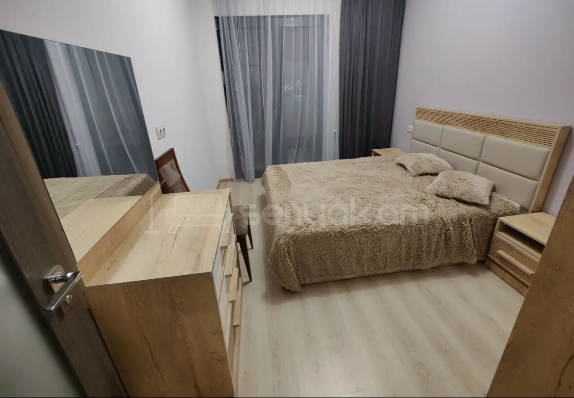 4 Սենյականոց Բնակարան Նորակառույցում, 120քմ, 5/13 հարկ, Կապիտալ Վերանորոգված