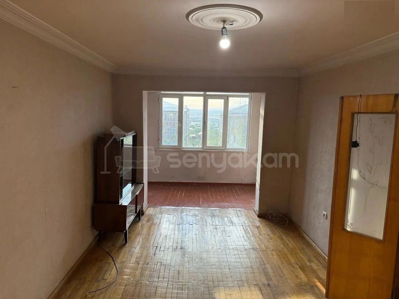 2 Սենյականոց Բնակարան, 54քմ, 5/5 հարկ, Պետական Վիճակում