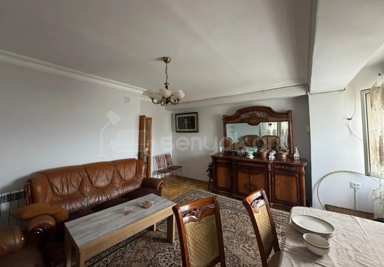 1 Սենյականոց Բնակարան Քարե Շենքում, 50քմ, 14/15 հարկ, Կապիտալ Վերանորոգված, Կահավորված