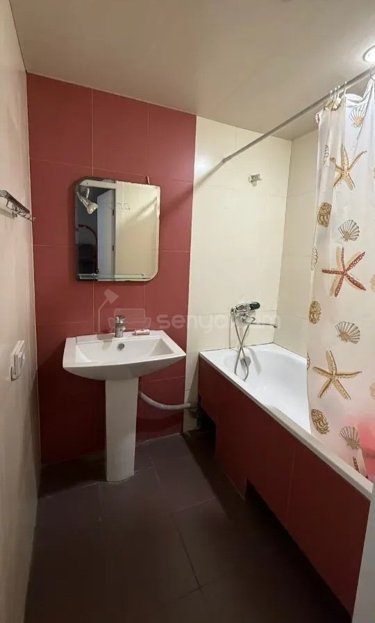 1 Սենյականոց Բնակարան Քարե Շենքում, 52քմ, 4/9 հարկ, Կապիտալ Վերանորոգված, Կահավորված