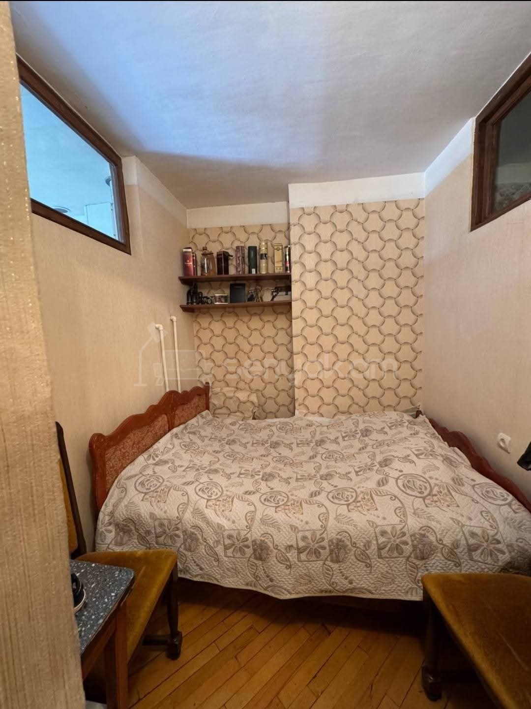 4 Սենյականոց Բնակարան Քարե Շենքում, 70քմ, 5/5 հարկ, Պետական Վիճակում