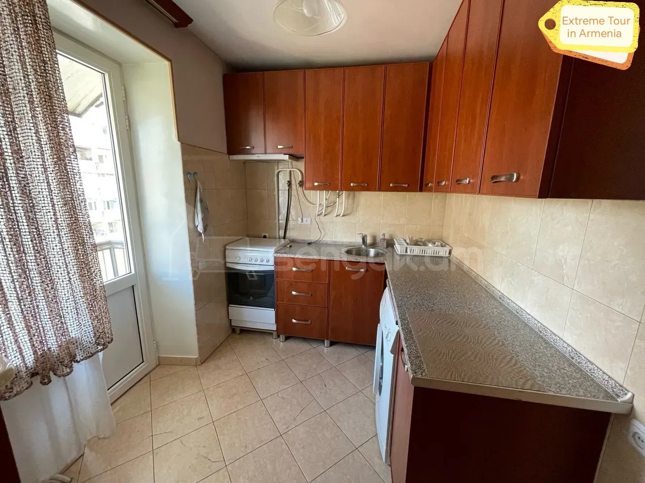 2 Սենյականոց Բնակարան Քարե Շենքում, 60քմ, 5/5 հարկ, Կապիտալ Վերանորոգված, Կահավորված, Արևկող