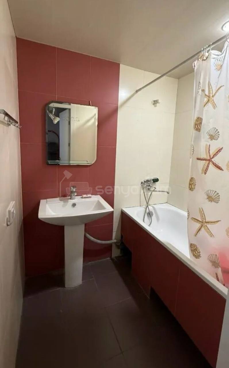 1 Սենյականոց Բնակարան, 52քմ, 4/9 հարկ, Կապիտալ Վերանորոգված, Կահավորված