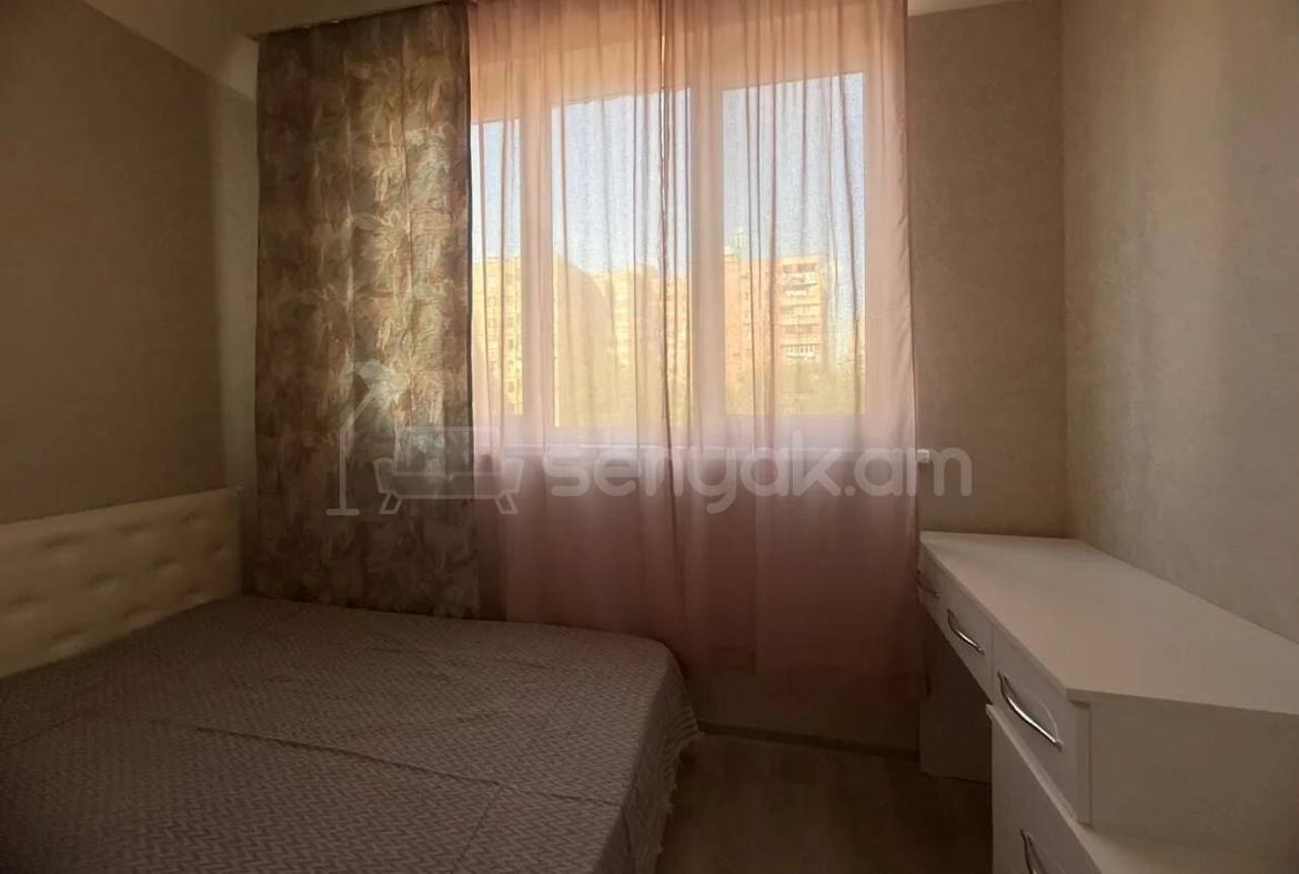 1 Սենյականոց Բնակարան, 52քմ, 4/9 հարկ, Կապիտալ Վերանորոգված, Կահավորված