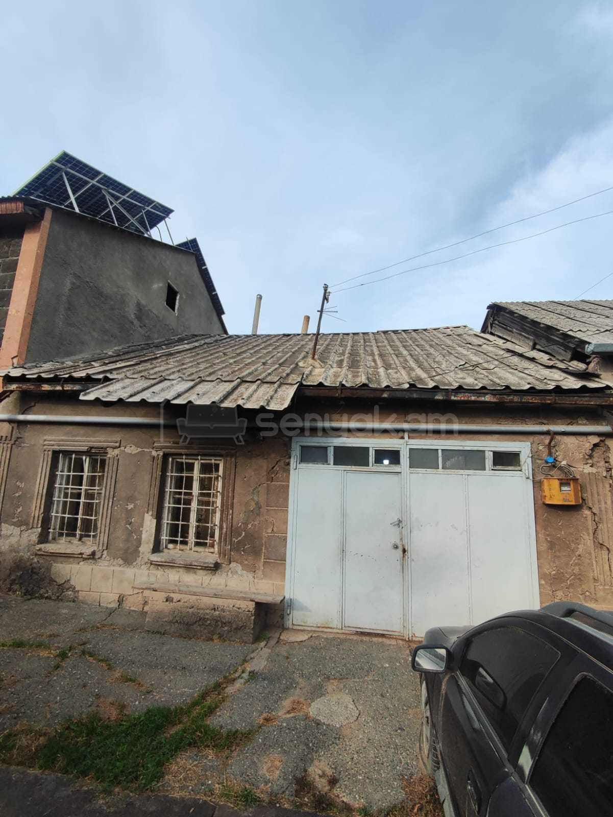 3 Սենյականոց Սեփական Տուն, 300քմ, Կոսմետիկ Վերանորոգված