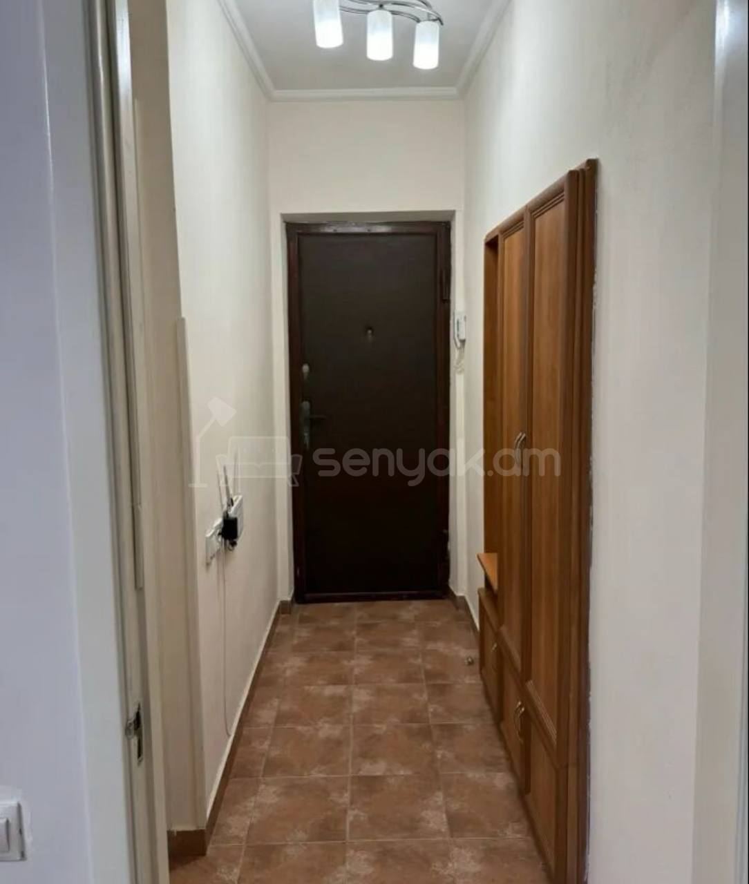 2 Սենյականոց Բնակարան Քարե Շենքում, 45քմ, 2/5 հարկ, Կապիտալ Վերանորոգված, Կահավորված