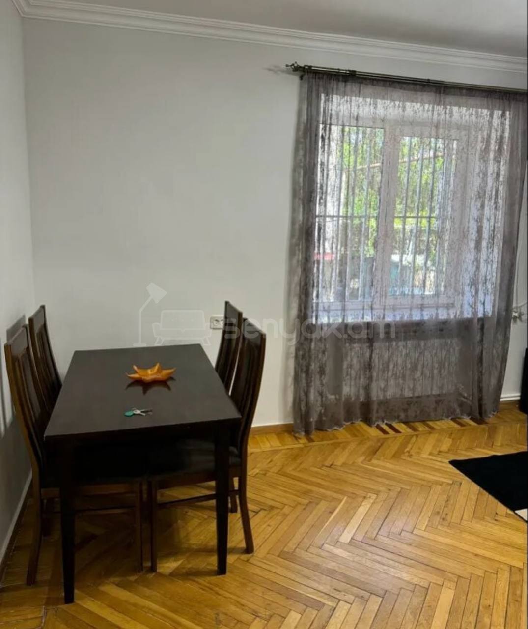 2 Սենյականոց Բնակարան Քարե Շենքում, 45քմ, 2/5 հարկ, Կապիտալ Վերանորոգված, Կահավորված
