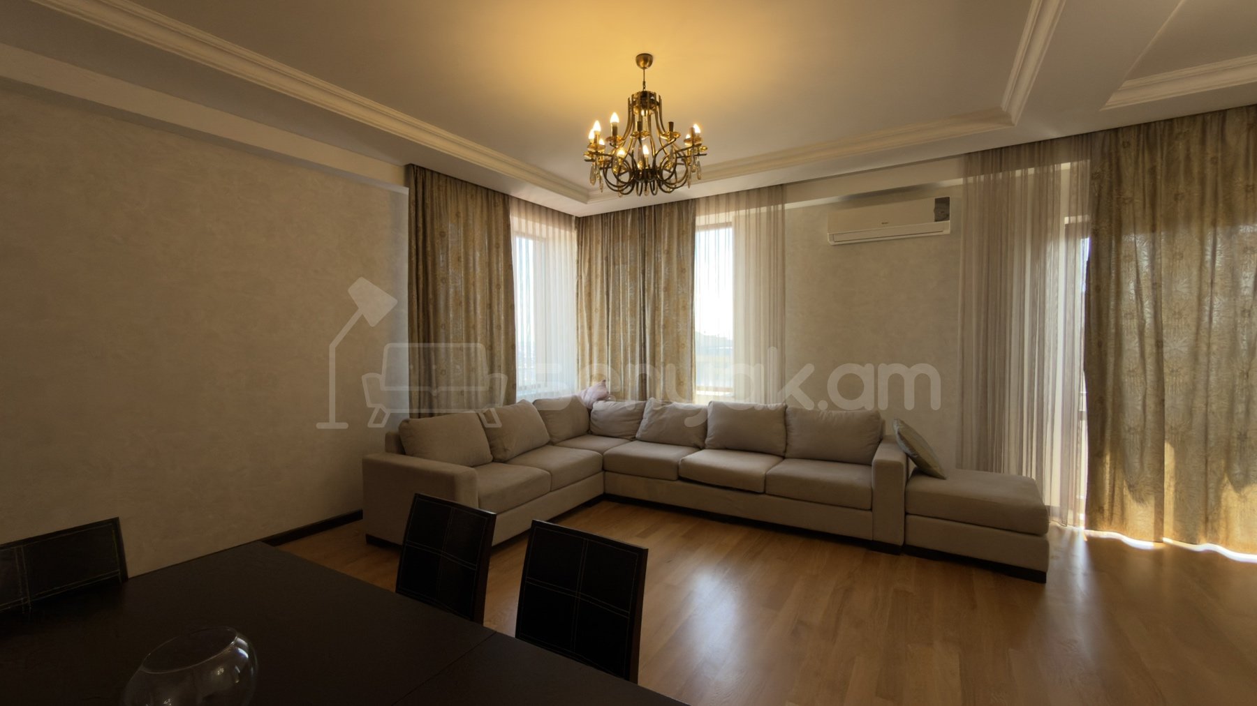 4 Սենյականոց Բնակարան Նորակառույցում, 145քմ, 14/14 հարկ, Դիզայներական Վերանորոգված