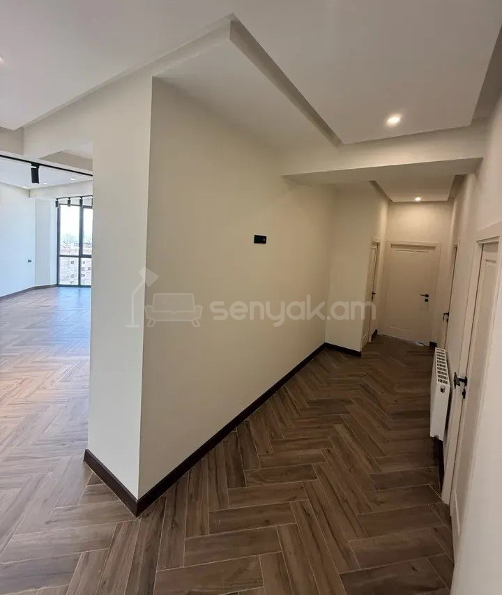 3 Սենյականոց Բնակարան Նորակառույցում, 83քմ, 9/16 հարկ, Դիզայներական Վերանորոգված